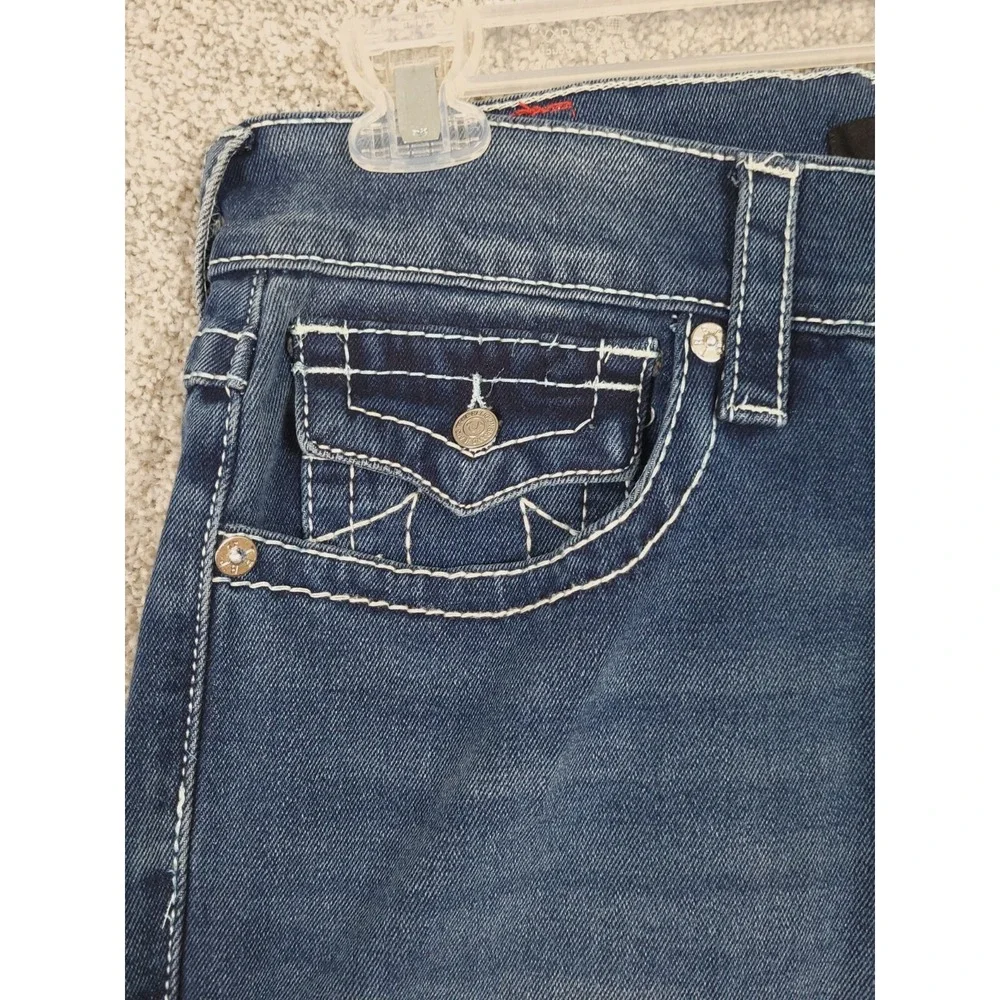 True Religion 32x32 Geno Big T Flap 5 Pockets Design 70045 Jeans NEW $199
